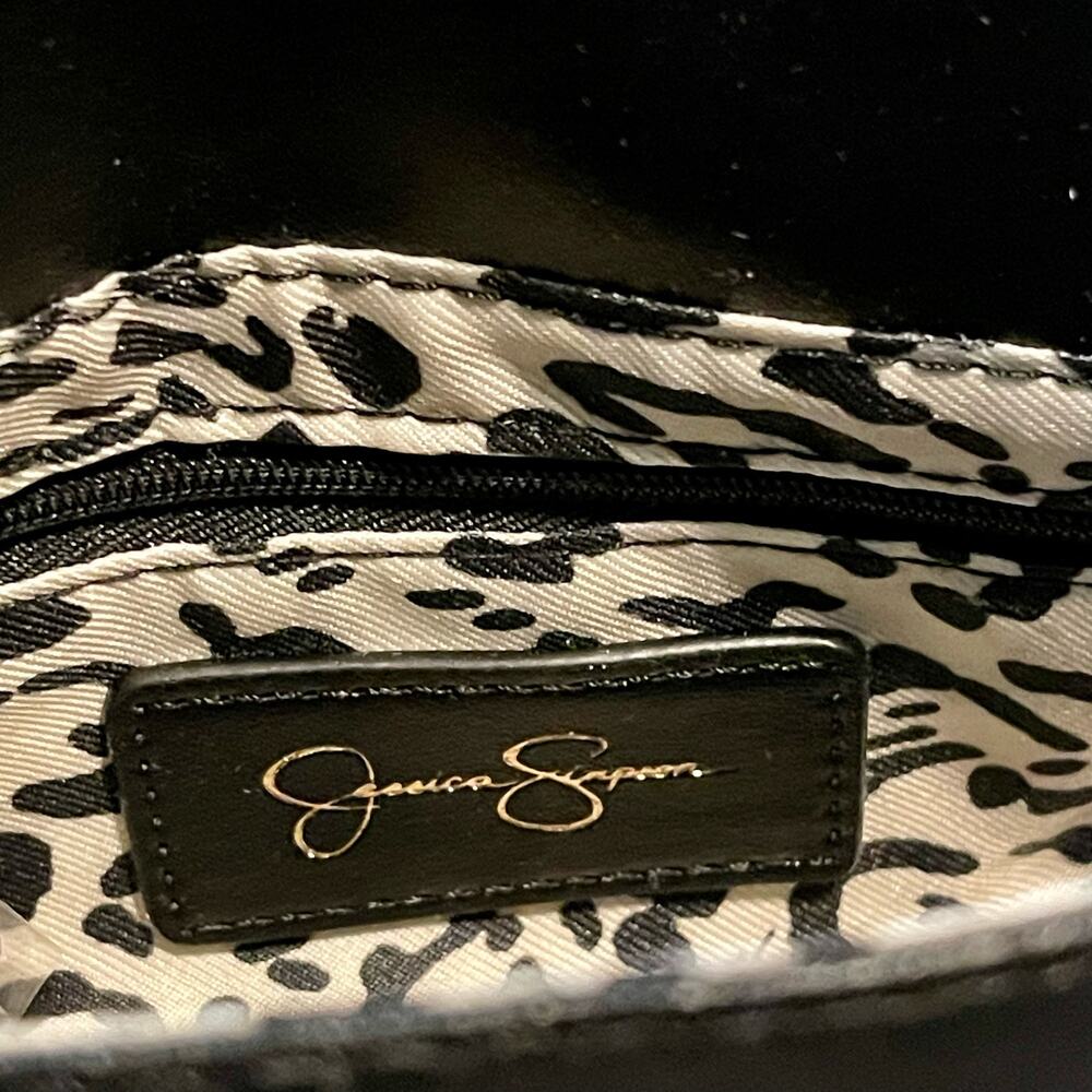 Jessica Simpson Elegant Quilted Black Shoulder Bag with Gold Chain Strap NWT - Picture 16 of 16